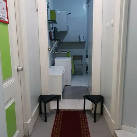 Hostel Shangri-la Arroios *
